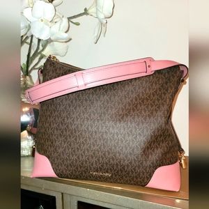 Michael Kors Shoulder Bag